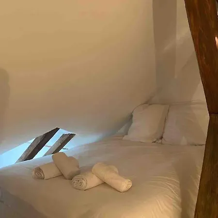 Guepin : Hyper Centre Au Pied Du Tram Apartamento *