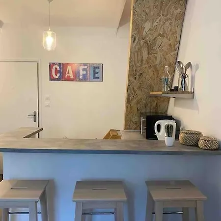 Guepin : Hyper Centre Au Pied Du Tram Nantes