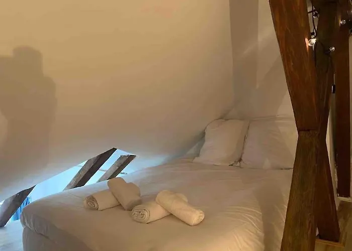 Guepin : Hyper Centre Au Pied Du Tram Lägenhet *