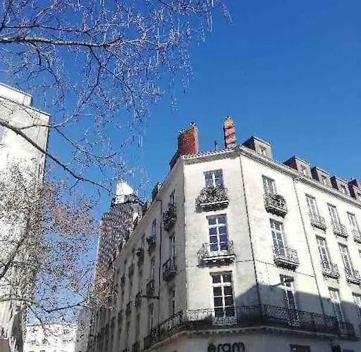 Lägenhet Guepin : Hyper Centre Au Pied Du Tram