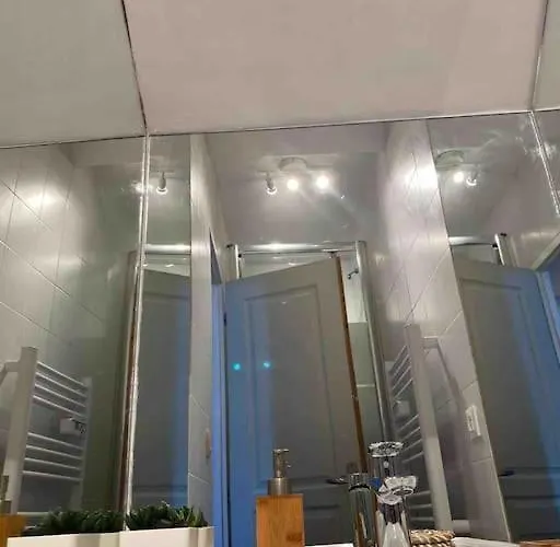 Guepin : Hyper Centre Au Pied Du Tram * Nantes